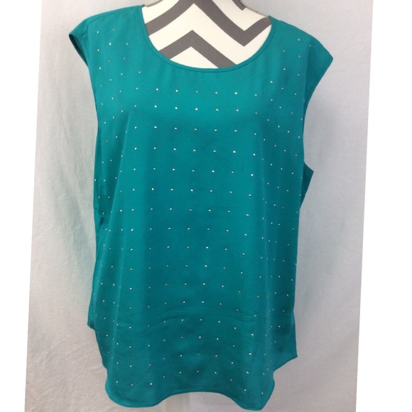 Covington Tops - Covington Sleeveless XL Blouse